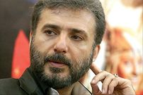 ببینید؛ گریه‌ها و فریادهای سید جواد هاشمی در مراسم تشییع امید جهان
