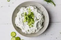 این خوراکی‌ها را باهم نخورید؛ سبزی مخصوص ماست و خیار