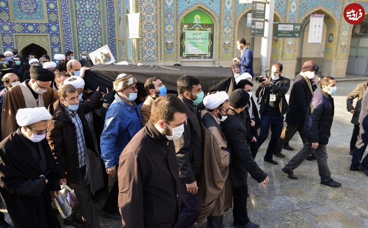 تصاویر/ تشییع پیکر آیت الله مصباح یزدی در حرم حضرت عبدالعظیم حسنی