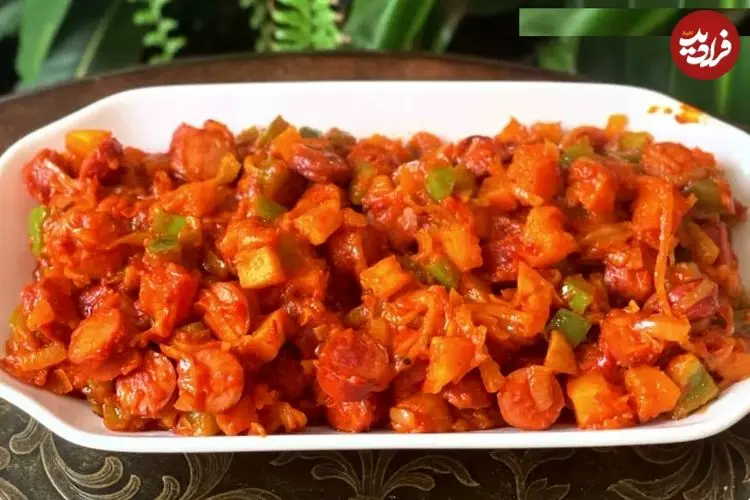 ببینید| طرز تهیه خوراک سوسیس بندری با سیب زمینی