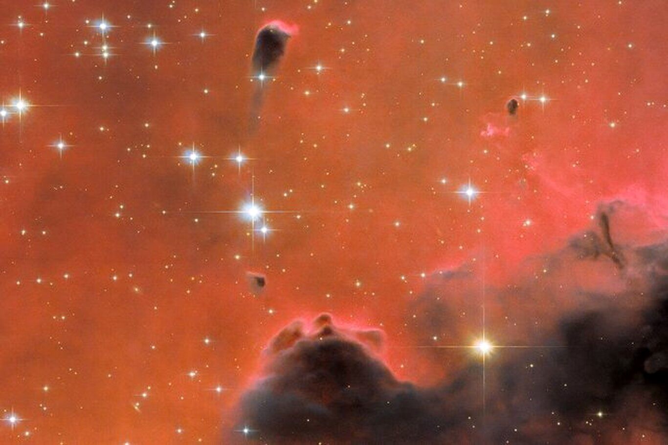 عکس خیره‌کننده تلسکوپ فضایی هابل از سحابی روح