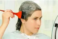 چگونه موهایمان را مانند یک آرایشگر حرفه ای در خانه رنگ کنیم؟