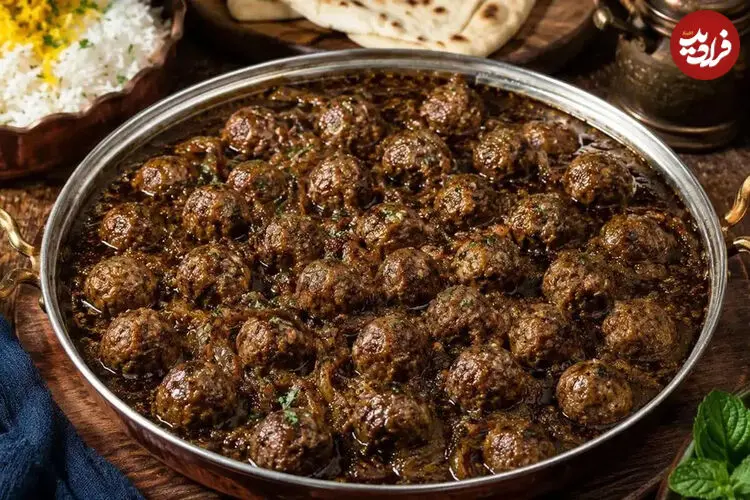 طرز تهیه خورشت داود پاشا؛ غذای ترکی با طعم ملس رب انار و کوفته‌های قلقلی