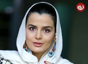 عکس| سفر زمان؛ تیپ و چهرۀ بازیگر نقش «سوجان» در مراسم اکران یک فیلم