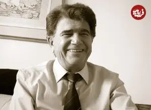 عکس| سفر در زمان؛ «بهروز وثوقی» و «محمدرضا شجریان» در یک کافه در آمریکا؛ اوایل دهه 90