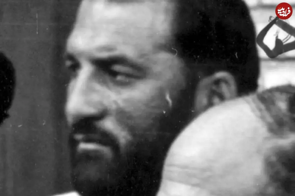 عکس| سفر در زمان؛ «شعبان بی مخ» در حال قدم زدن با «محمدرضا پهلوی»؛ دهه 40