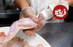 ببینید| غذای خیابانی در آمریکا؛ بال مرغ سوخاری پر شده با میگو در نیویورک